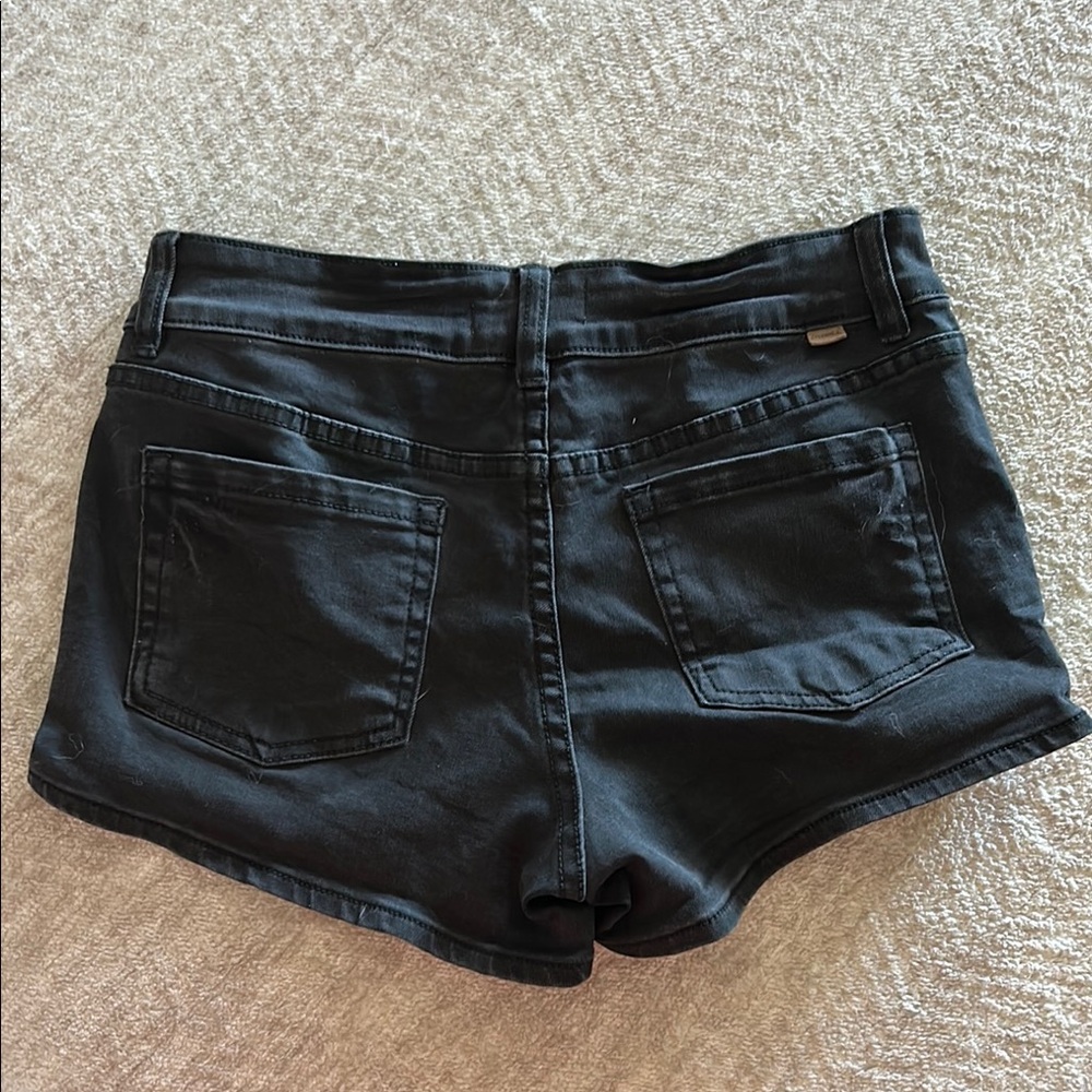 O’Neil Women's Black Denim short Shorts - Picture 3 of 3
